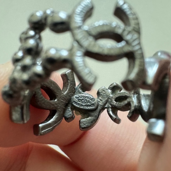 Super Rare Limited Edition Chanel CC Multi Logo Brass Ring in size 7 - Picture 5 of 5